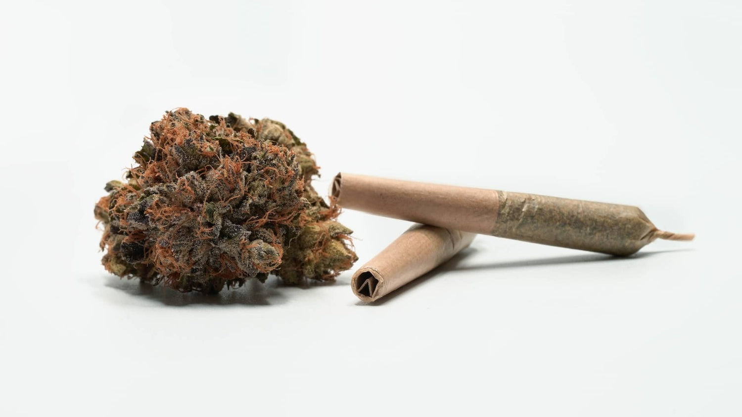 Delta 8 flower bud with two pre-rolled joints