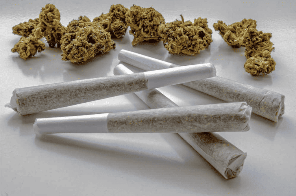 BENEFITS AND EFFECTS OF DELTA 8 PRE ROLL?