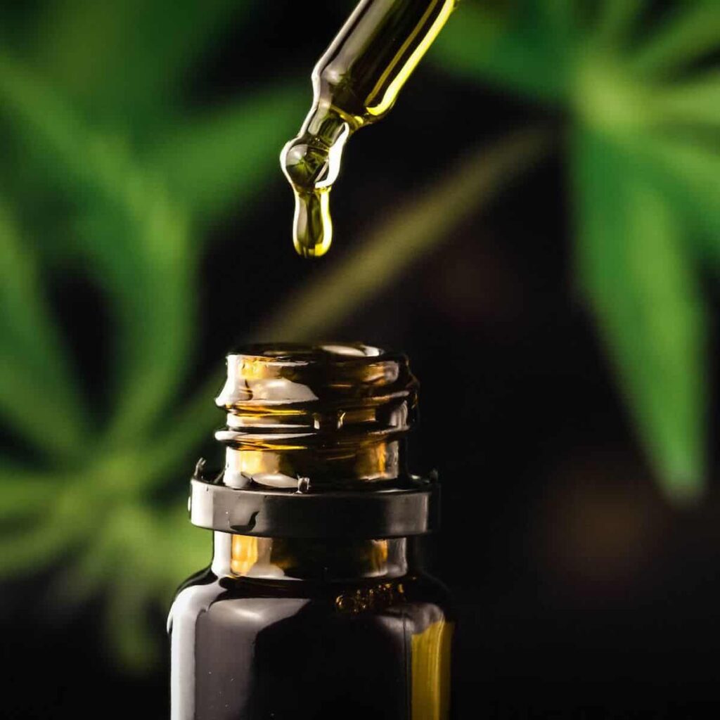 WHAT IS CBD OIL?